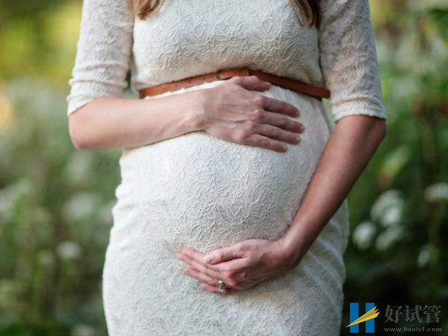 怀男宝和女宝肚型图片对比,孕晚期看准确率99%(图4) 通过肚型看生男生女不准